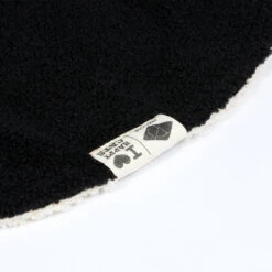 D&D - MAEVE - ROUND PLAID -Pet Emporium 5 6b867680 e8bb 4ca8 a835 7308a95a14b4