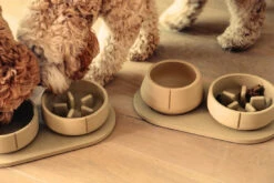 PINO - SLOW FEEDER BOWL - CAMEL BROWN - SOLID -Pet Emporium 91