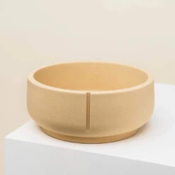 PINO - CLASSIC FEEDER - CAMEL BROWN - SOLID -Pet Emporium MEDI 38bd25df d329 4bbd 90b1 9fc8dd7717ff