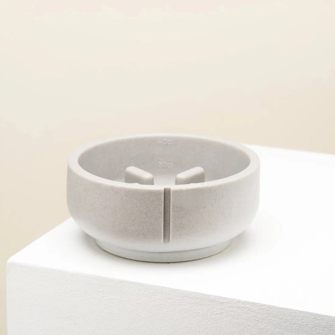 PINO - SLOW FEEDER BOWL - DOLPHIN GREY - SOLID 3 PINO - SLOW FEEDER BOWL - DOLPHIN GREY - SOLID